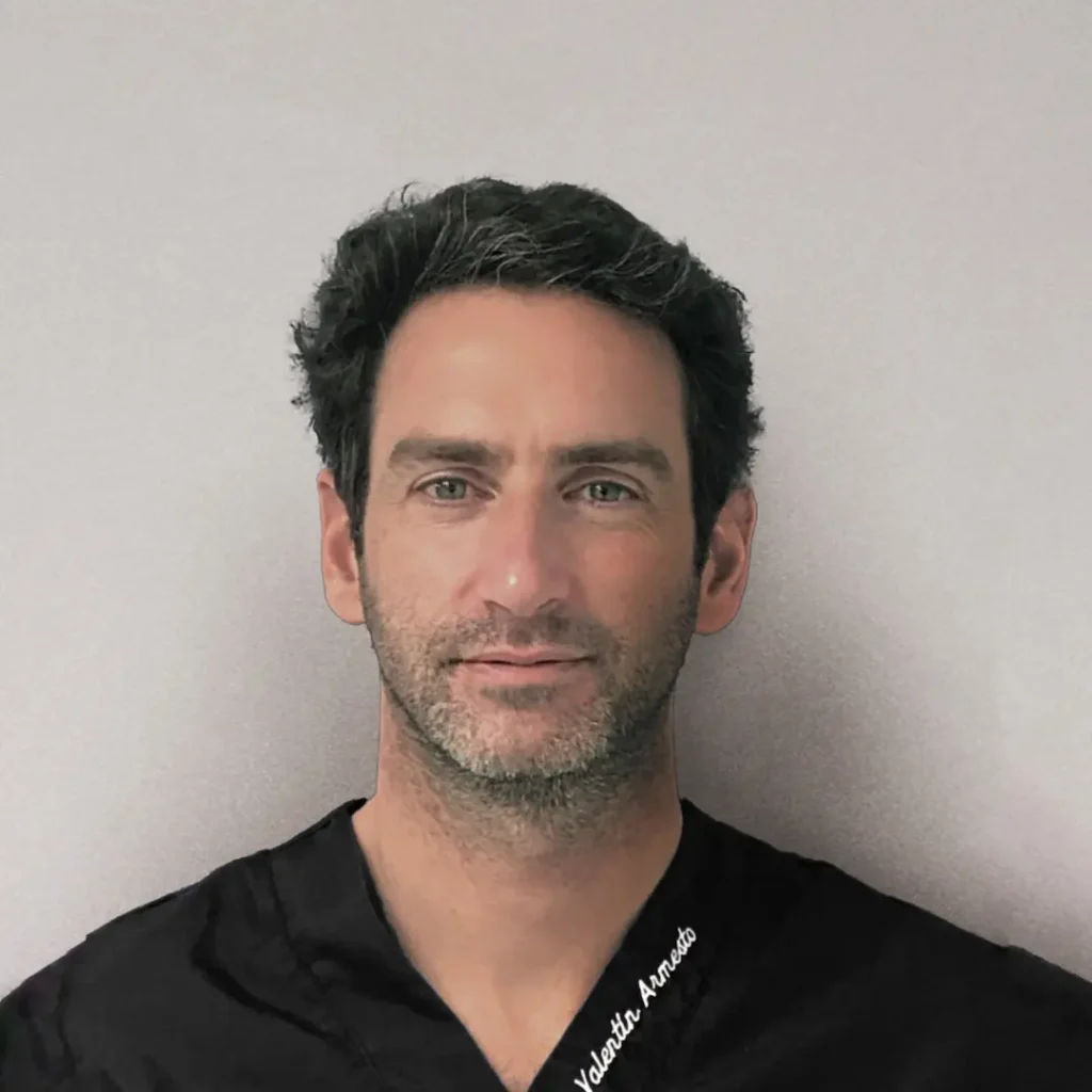 Dr. Valentín Armesto